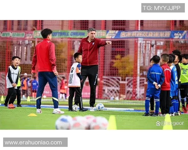 孙继海道破中国足球青训内幕,直指家长受人指派,曝暗地黑手信息 孙继海道破中国足球青训内幕,直指家长受人指派,曝暗地黑手信息